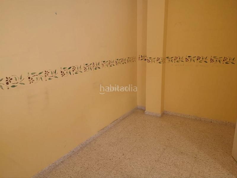 Foto 179fd7c2-f9d6-4224-b87c-62cc69a2a8dd. Affitto locale commerciale in Gelida