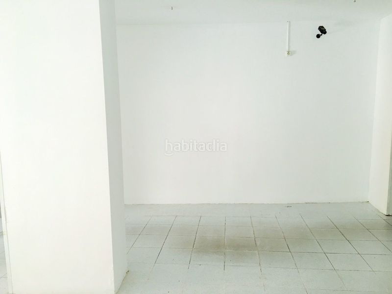 Foto 8a767d21-72b6-4c81-a3e9-6412e2399fb1. Lloguer local comercial a Gelida