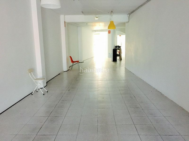 Foto a5027236-1212-4b14-960b-7f9bbd6701d2. Lloguer local comercial a Gelida
