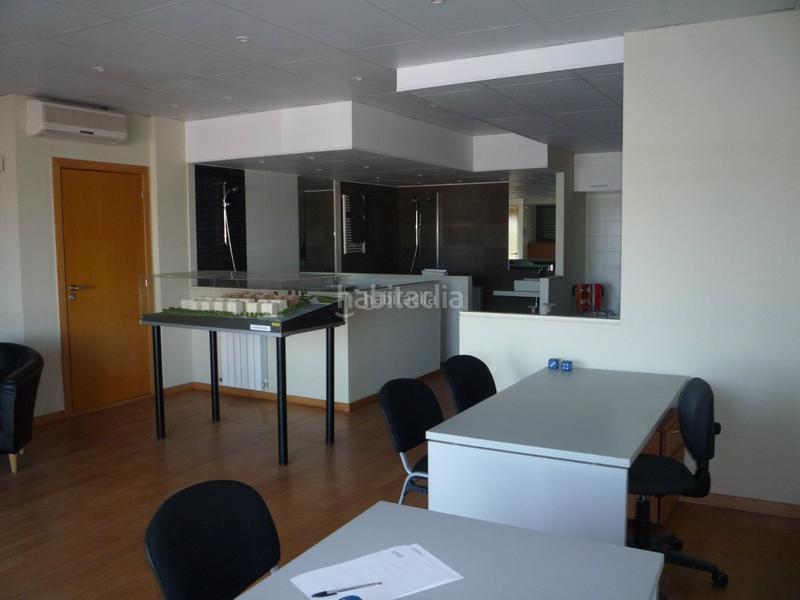 Foto 1346b7ae-e344-44e9-8caf-375e46089736. Alquiler local comercial en Gelida