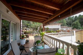 Casa a Gelida. Gran chalet independiente con vistas en gelida