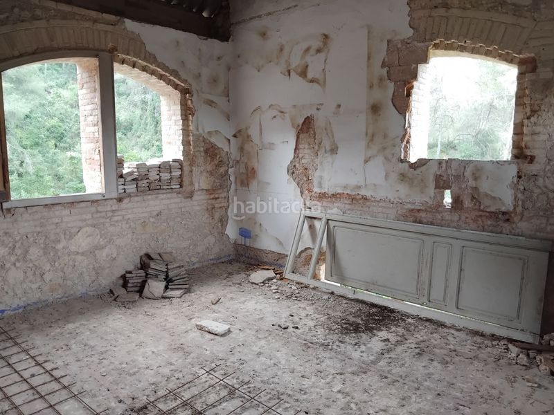 Foto 7605dc7a-b97f-4924-b365-ccb65f5d5bbe. Casa a Gelida