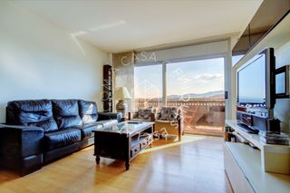 Appartement à Gelida. Fantástico piso familiar en el barri la fanga!