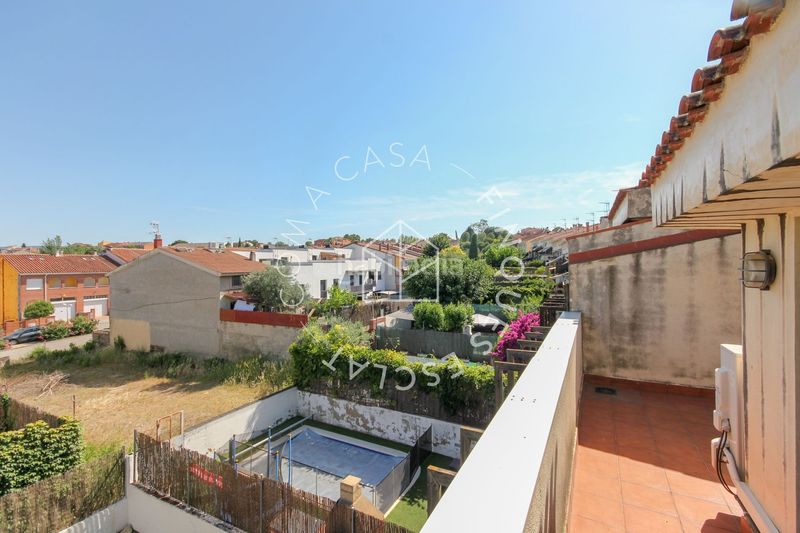 Foto 0512b21c-6c07-4fb0-9354-bf1f51c12b8e. Casa a Sant Llorenç d´Hortons