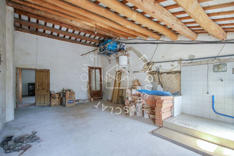 Foto 199d8311-15d9-4f25-92e7-09cf916c533e. Casa a Sant Sadurní d´Anoia