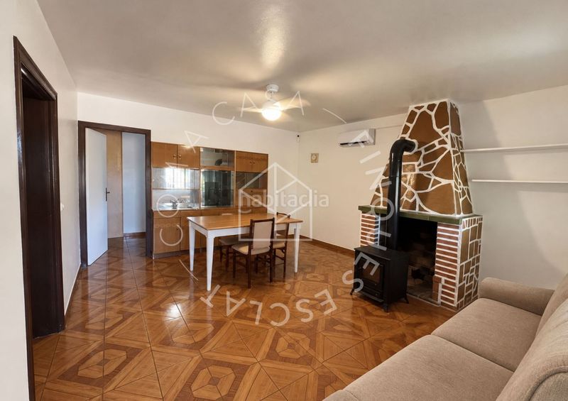 Foto e119251e-ca16-42cf-abd9-f4d04e6cd7f7. Casa amb calefacció piscina a Gelida