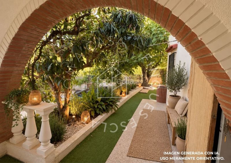 Foto ff0704ab-e8a5-43c8-bc90-a169d287b6b5. Casa amb calefacció piscina a Gelida