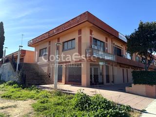 Local Comercial  Carrer cadernera. Sin comisiones  local comercial