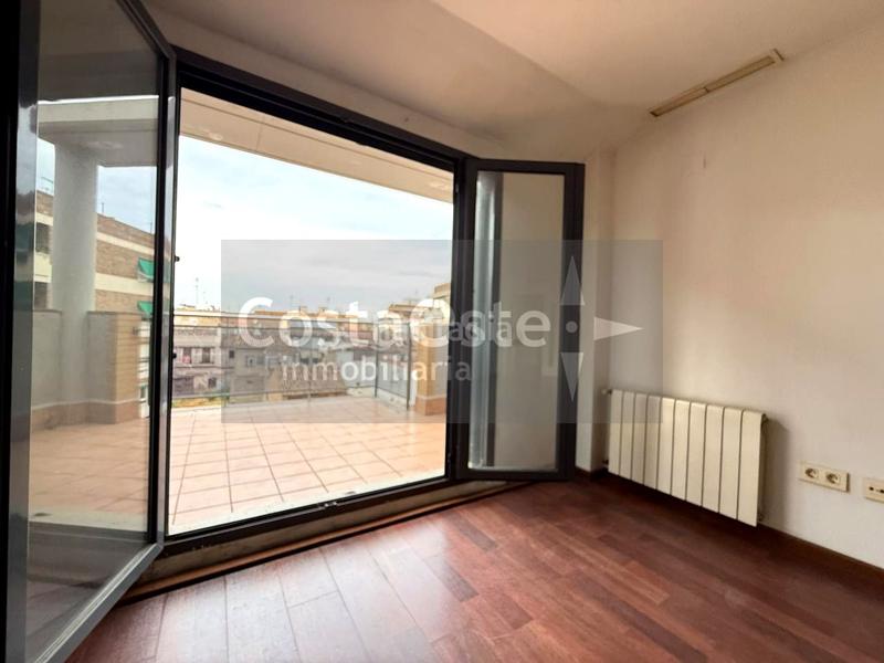 Foto 4366bc5d-8d84-4b6a-a777-1f48b90fe2c0. Ático sin comisiones financiacion 100 en El Castell Burjassot