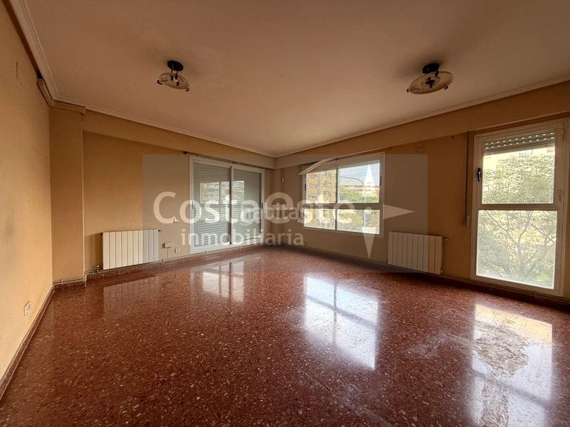 Foto 428caf3d-0d30-4621-b471-7a3d6618b5ba. Appartement dans Safranar Valencia