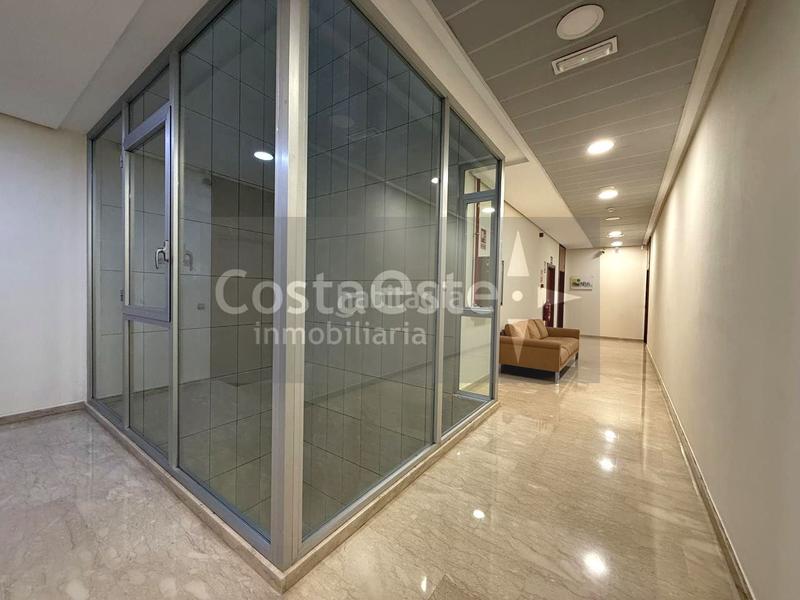 Foto 3579ec3a-4f5e-4973-8252-f6add1e18d8b. Ufficio in Fuente del Jarro Paterna