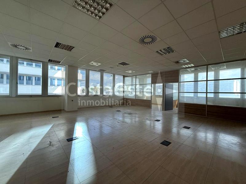 Foto e97349db-ad22-47e6-8016-1258839dce6a. Ufficio in Fuente del Jarro Paterna