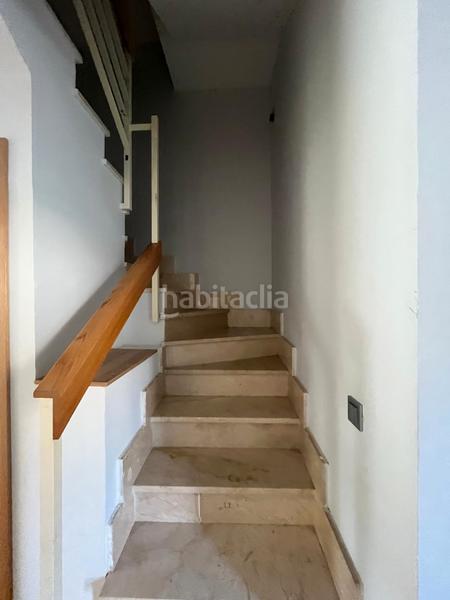 Foto 3d79bea8-16a3-4895-942d-130141b828ef. Maison jumelée avec cheminée parking dans Magán