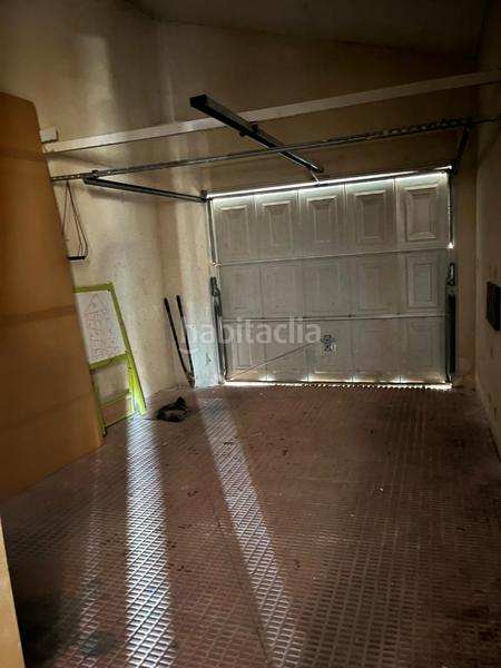 Foto 46ad15b4-8556-4648-83a1-9f1813441866. Maison jumelée avec cheminée parking dans Magán