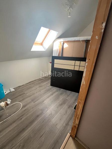 Foto e82fbe43-dcb1-4968-baa5-a18c2dde88ce. Maison jumelée avec cheminée parking dans Magán