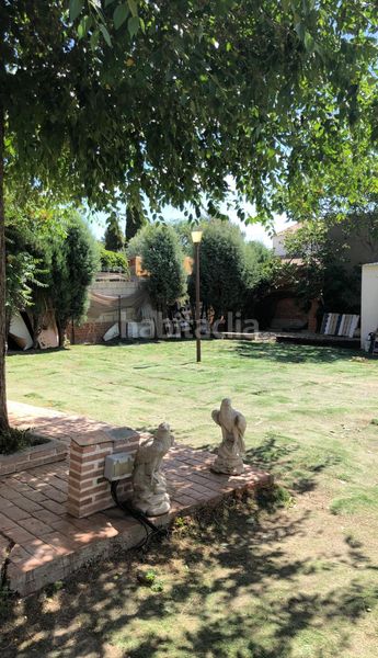 Foto 5fe737d5-f95f-4bb1-a9ba-24ed52797f9f. Xalet amb aparcament piscina a Yuncos