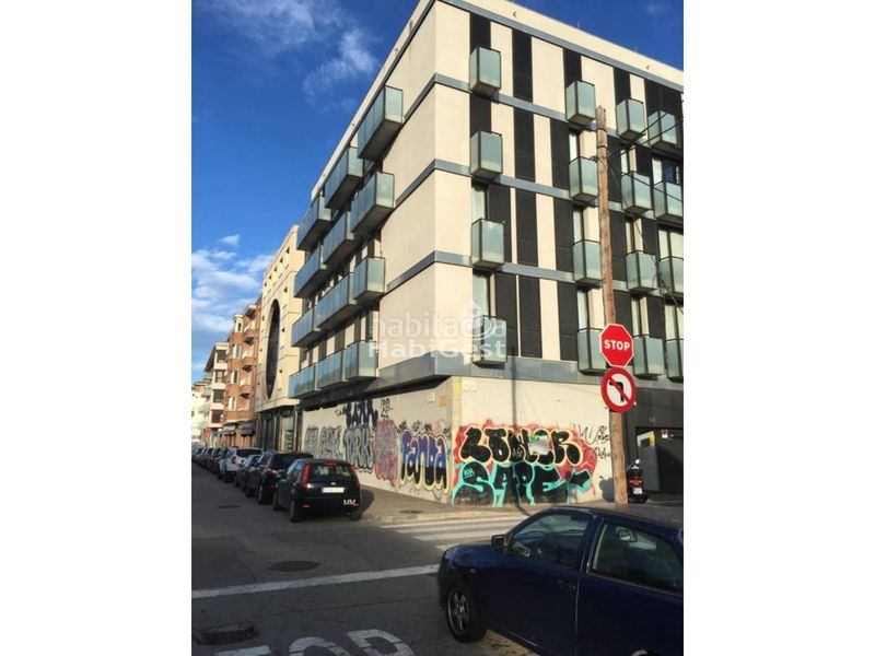 Foto c48d6b28-092f-4b40-b886-7002f1d752b0. Local comercial a Eixample Sud-Migdia Girona