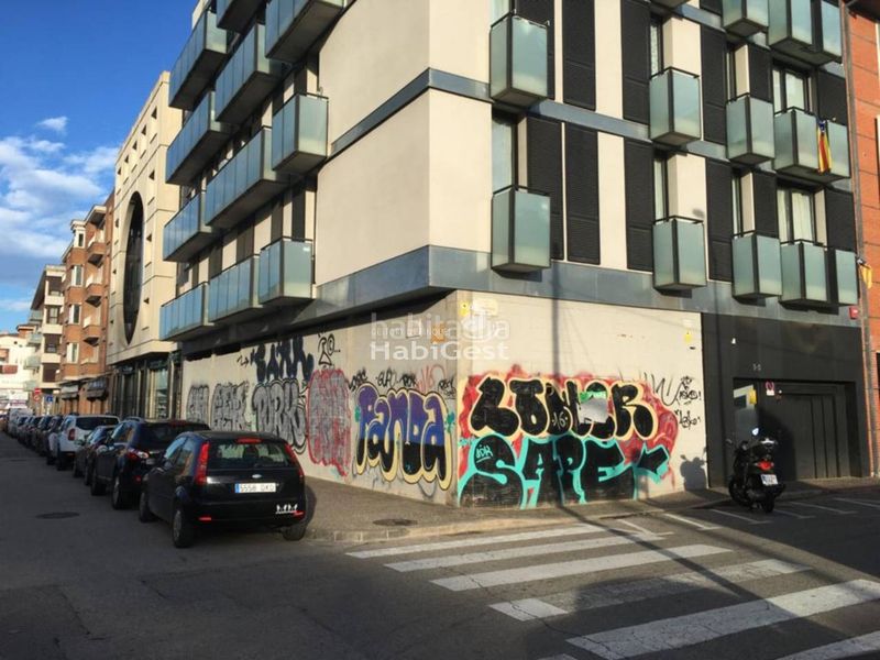 Foto c5d1eb2d-9447-4b5a-bc1b-d8121c608118. Local comercial a Eixample Sud-Migdia Girona