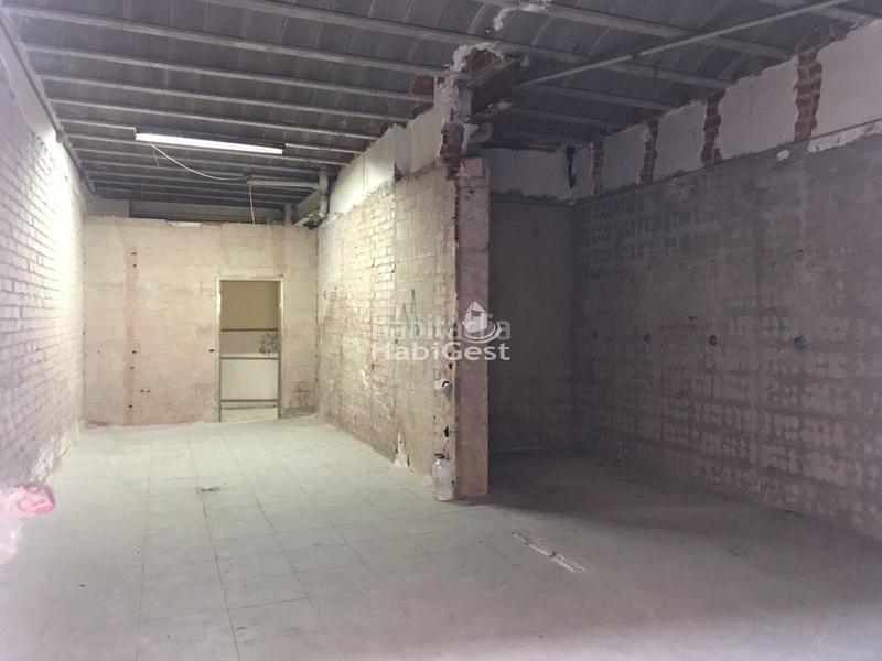 Foto 622913bf-0ff8-4524-b022-41cf0626cc6e. Local comercial a Sant Narcis Girona