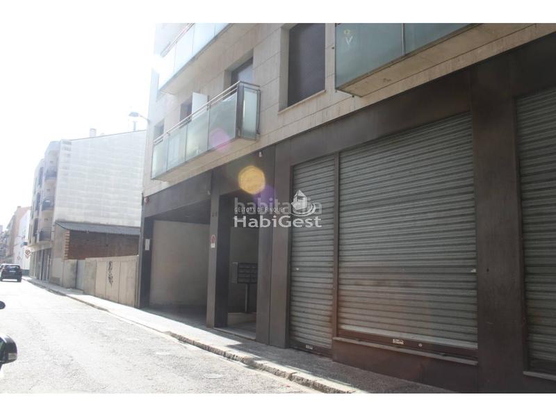 Foto 9369aefd-3bf7-4ce7-8946-21a81884ed22. Autoparkplatz in Eixample Sud-Migdia Girona