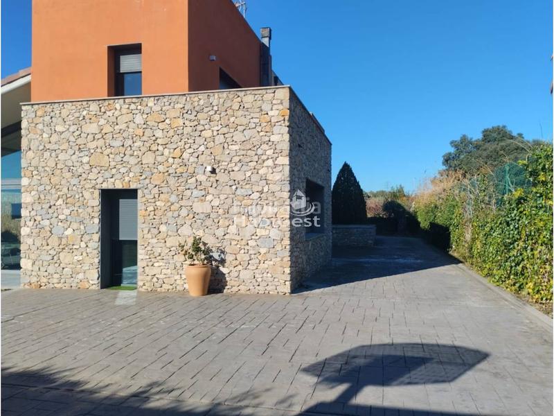 Foto 04f788b4-ba0e-4bfd-8a12-a06c7346411d. Casa con parcheggio piscina in Cervià de Ter