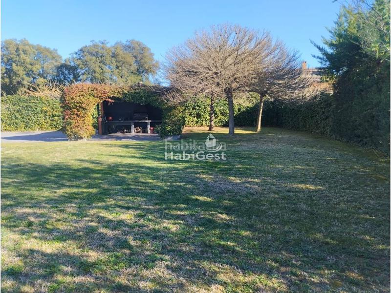 Foto 31e60c4c-f119-42ec-a79c-6487b530cafa. Casa con parcheggio piscina in Cervià de Ter