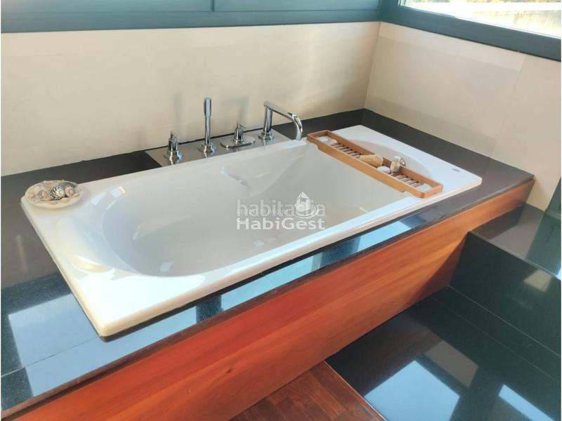 Foto adc8fe05-8070-462c-9f2e-91aa3496a9b3. Casa con parcheggio piscina in Cervià de Ter