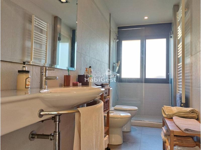 Foto b92c2f18-56a6-4123-80cb-47ebc79f0a52. Casa con parcheggio piscina in Cervià de Ter