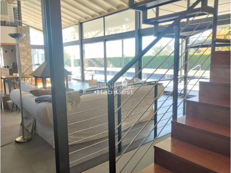 Foto ca215983-82b0-4f72-a808-a45f2084ccf8. Casa con parcheggio piscina in Cervià de Ter