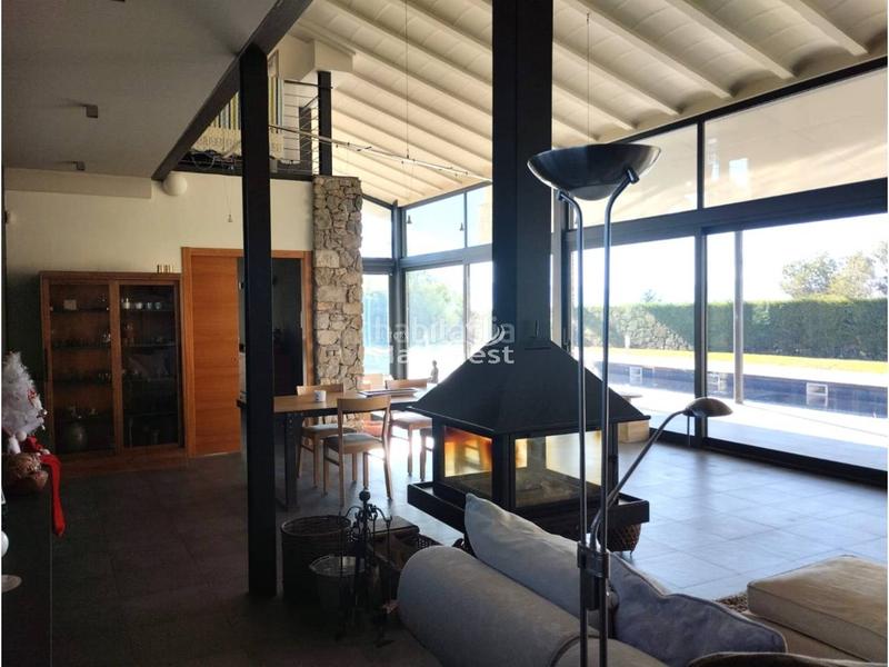 Foto f9cd9628-69d8-4326-8194-606358d58e08. Casa con parcheggio piscina in Cervià de Ter