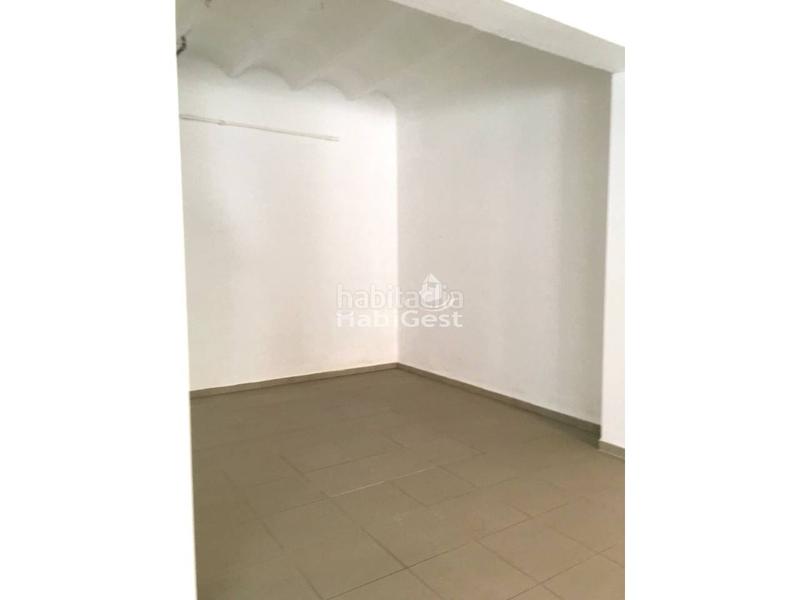 Foto 16f9cb06-9e81-475a-bedb-ec11570c7dcf. Location local commercial dans Eixample Sud-Migdia Girona