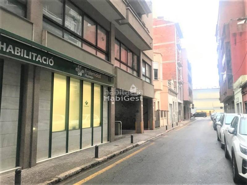 Foto 957a87af-c5ea-4b21-ab44-707bb11a8450. Rent car parking in Eixample Nord Girona