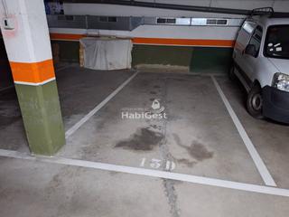 Miete Autoparkplatz  Gausfred llong. Alquiler de parking