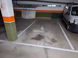 Rent Car parking  Calle gausfred llong. Alquiler de plaza de parking