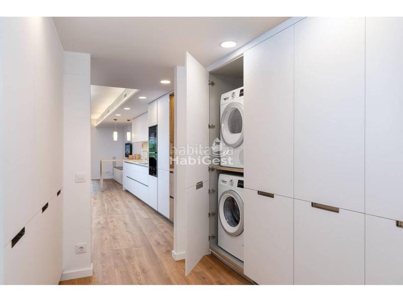 Foto 77cc1c0b-5531-4757-bbfc-e05d98ab1f79. Miete etagenwohnung mit heizung in Eixample Nord Girona