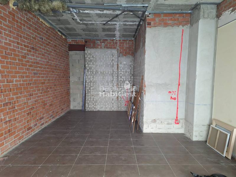 Foto 8f1d2614-971f-4d6b-83c5-b848f440d4c9. Lloguer local comercial a La Devesa Girona