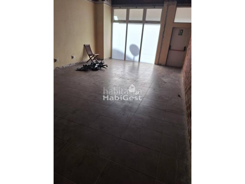 Foto f3835adf-c099-4e9c-b52e-a6bcb255aa4e. Rent business premise in La Devesa Girona