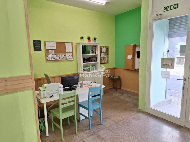 Foto 90c9d85e-113a-48fd-b1e5-dcb8d00af121. Rent business premise in Eixample Sud-Migdia Girona