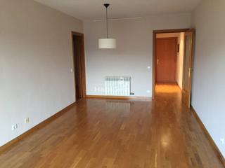 Pis  Estacio. Piso en venda en flaçà