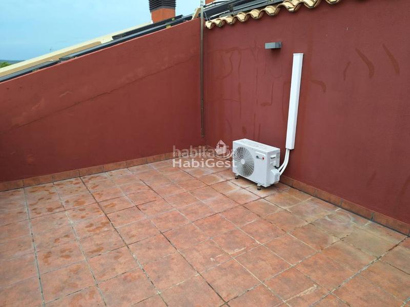 Foto 107d48f4-36ad-4e86-9721-35f70f4f77f9. Dúplex venta de dúplex en Sils