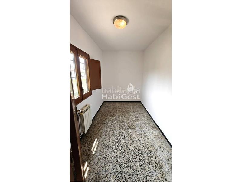 Foto e480b20b-2d88-4529-882d-4dfbf5ac8101. Alquiler casa  en perfecto estado con amplio jardin en Sarrià de Ter