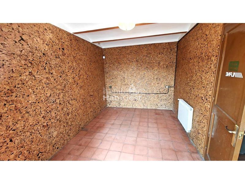 Foto 5d24d396-53ad-42b3-ab34-4610aec4bf5a. Miete haus mit heizung in Sarrià de Ter