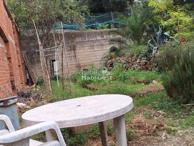 Foto c166f852-df7c-4dbc-8dea-37976aef5a3a. Terreno residenziale in Carme - Vistalegre Girona