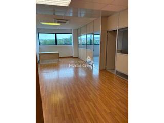 Location Bureau  Salt. Oficina en alquiler en eixamplecentre