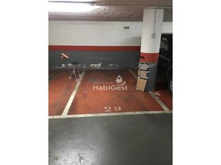 Affitto Posto auto  Calle pl. espanya. Coche pequeño
