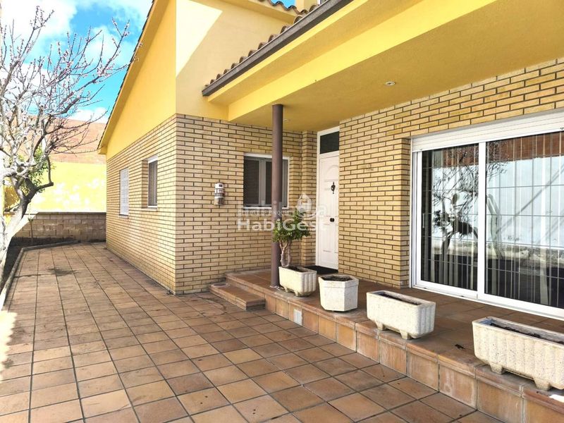 Foto 52ce69d5-d8c0-4355-a722-b8993691f38e. Lloguer casa aparellada amb calefacció a Cassà de la Selva