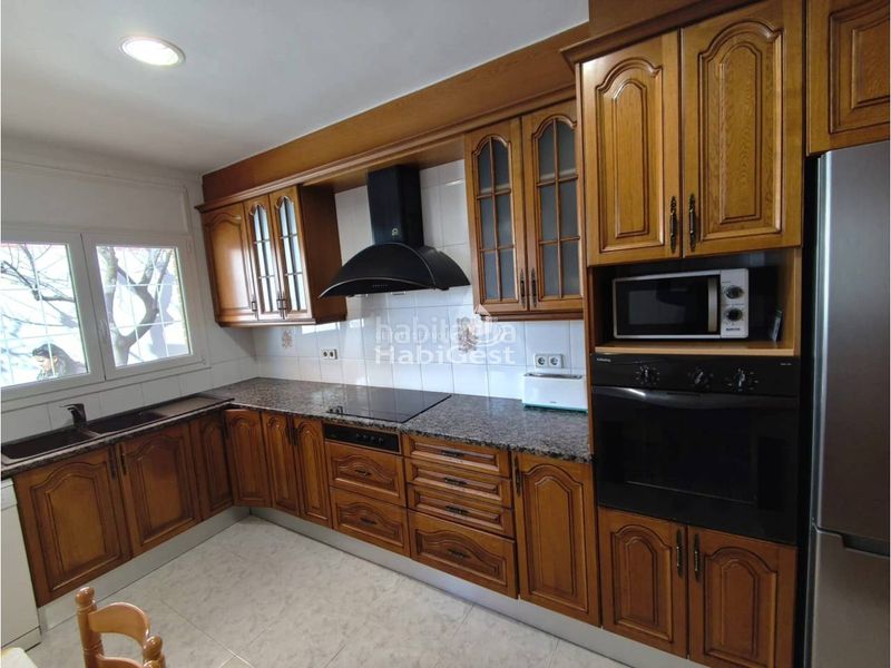 Foto 5a30f72b-9943-48f5-b0ff-8506137b82dd. Lloguer casa aparellada amb calefacció a Cassà de la Selva