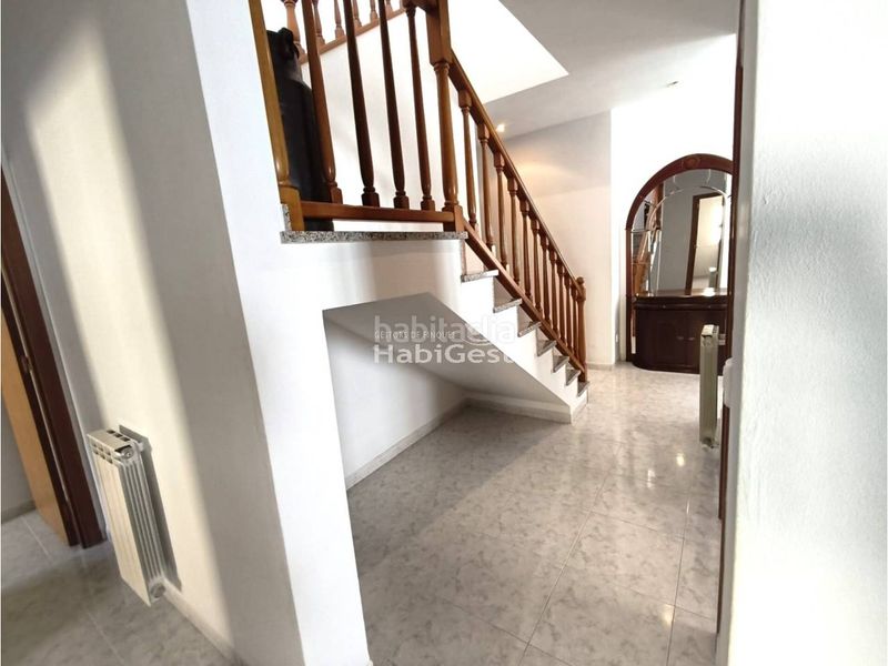 Foto f6dd35fa-2a79-40c6-99e9-c3d1d0f0e66c. Lloguer casa aparellada amb calefacció a Cassà de la Selva