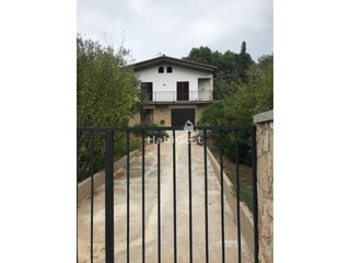 Miete Haus  Calle de la vinya. Casa en alquiler en medinyà