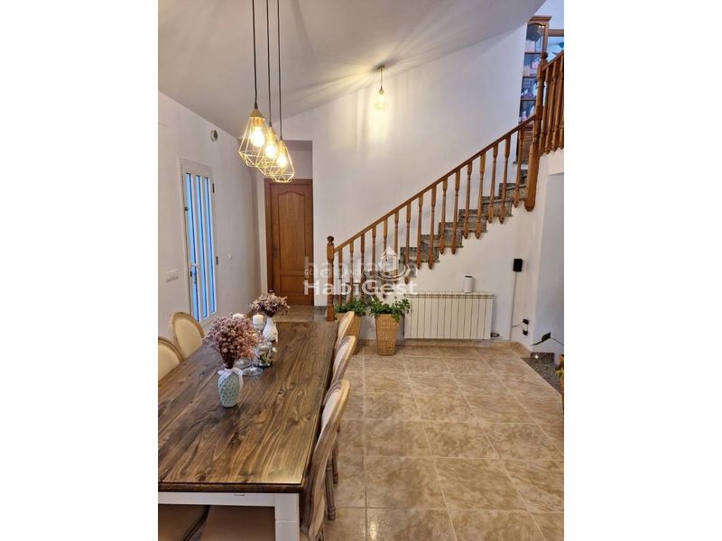 Foto 088d2f29-4346-4b9b-9a1d-67dc5e6e47b9. Casa amb calefacció aparcament a Vilobí d´Onyar